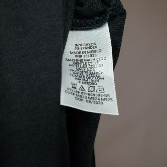 NWT Socialite Twist Front‎ Top in black - Picture 8 of 8